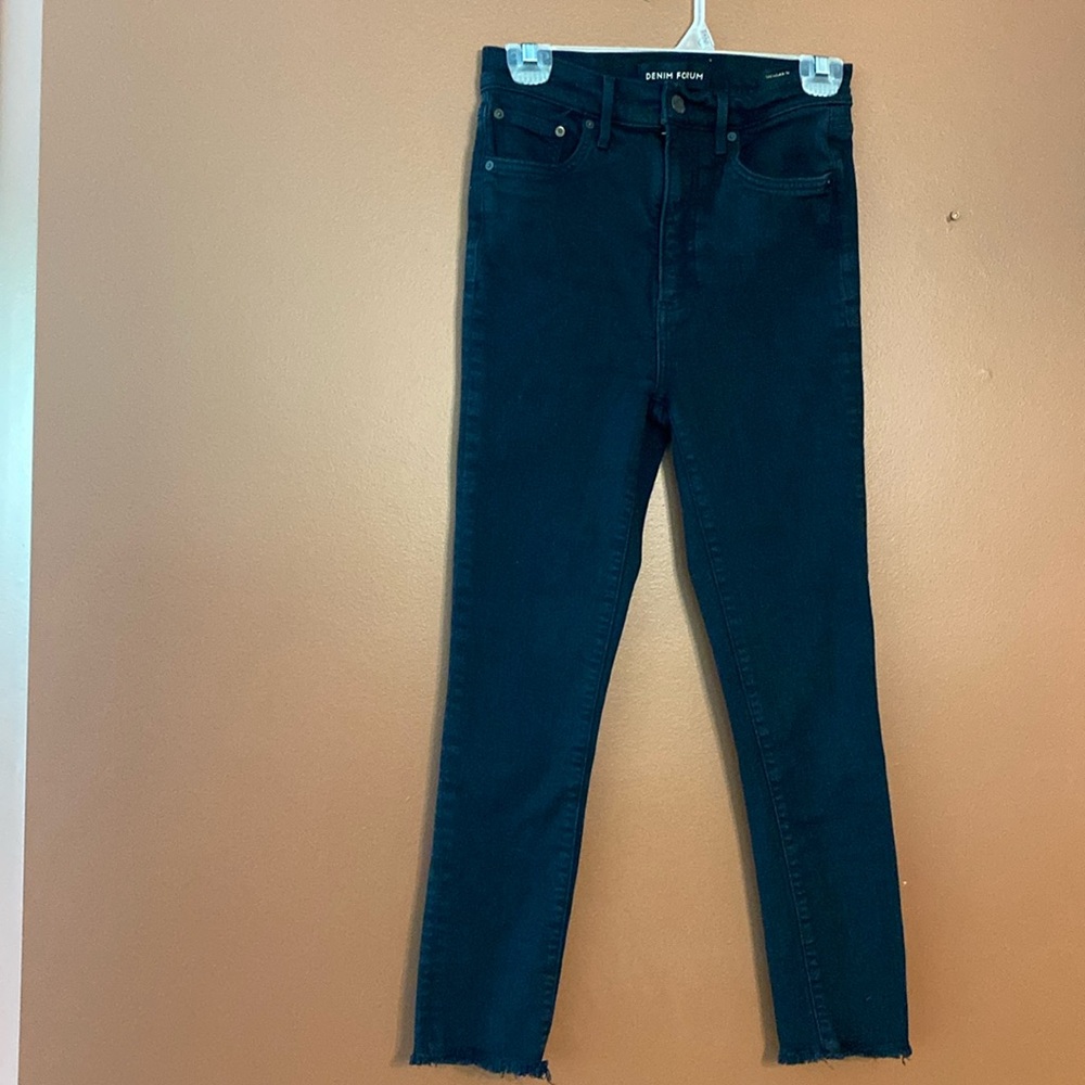 Denim Forum black high-rise cropped skinny jeans Size 26.
